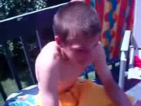 Poulet mange du wasabi