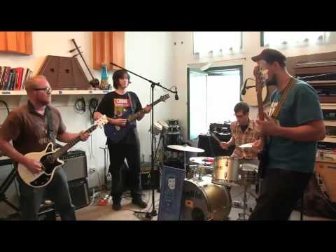 Duck Tales - The Minibosses on Bloops and Bleeps (song 01/16)