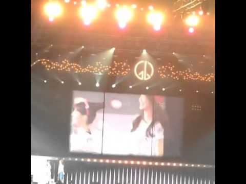 140427 SNSD 少女時代 Sunny Yoona at 3rd Japan Tour in Fukuoka
