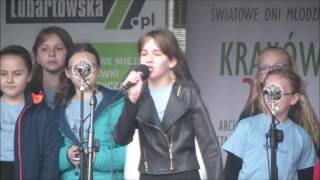 Chór Aniołów śpiewa piosenkę ze swojej płyty Miłość Miłosierna - Lublin, 15 maja 2016 r.