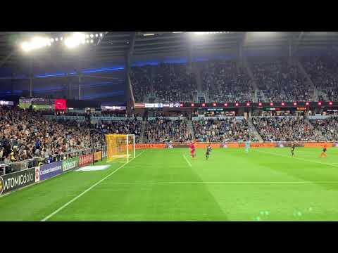 Hunou just misses shot on goal MNUFC vs LA Galaxy