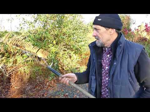 How to use different types garden rakes