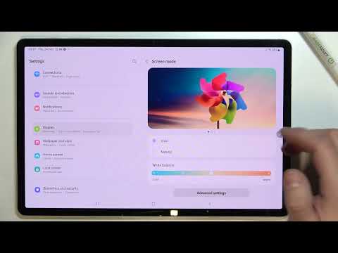 How to Find and Manage Display Settings on SAMSUNG Galaxy Tab S8+