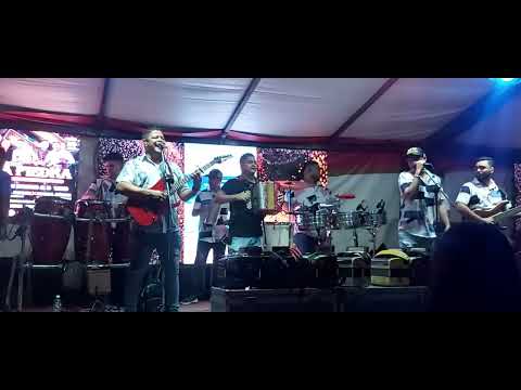 DULCE Y TIERNA - MANUEL & ABDIEL Y LOS CONSENTIDOS EN VIVO DESDE CORONADO