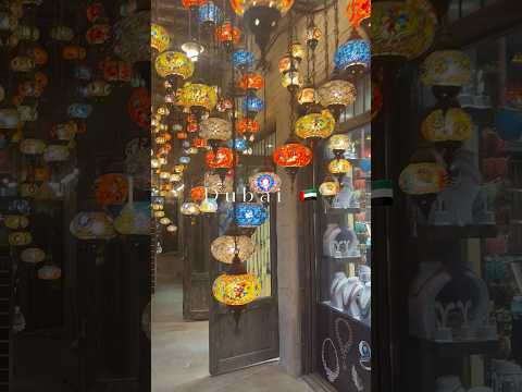 Old Dubai 🇦🇪 #olddubai #meenabazaardubai #historicaldubai #dubaioldsouk #ravindutravel #dubaivlog