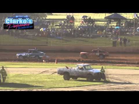4 Cylinder Sedans - Preliminary A-Main - Peanut Cup - Kingaroy Speedway - 24.01.15