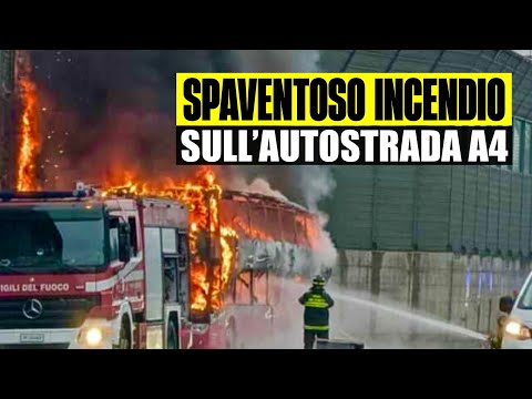 TERRORE SULL’A4: PULLMAN TURISTICO AVVOLTO DALLE FIAMME. IL CONDUCENTE SI È SALVATO IN EXTREMIS 