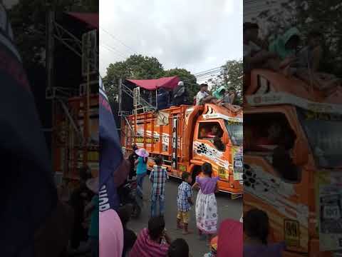 download lagu mp3 mp4 Karisma Audio, download lagu Karisma Audio gratis, unduh video klip Karisma Audio