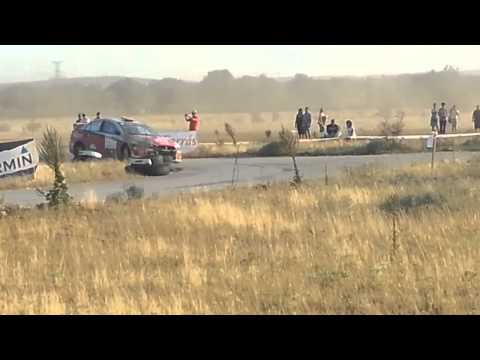 Mitsubishi Lancer EVO X going full throttle on bare rim! Veszprém rally 2013