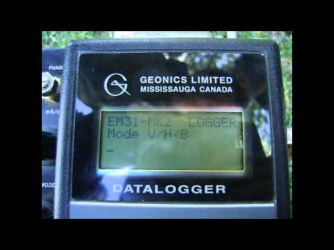 Prospecció electromagnètica Geonics EM31 i EM34.wmv