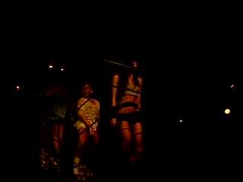 SHE 26-5-07 [la#11] Bailoteo de Mujeres