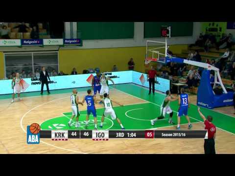 Three-pointer by Vuk Radivojević from 8 metres!