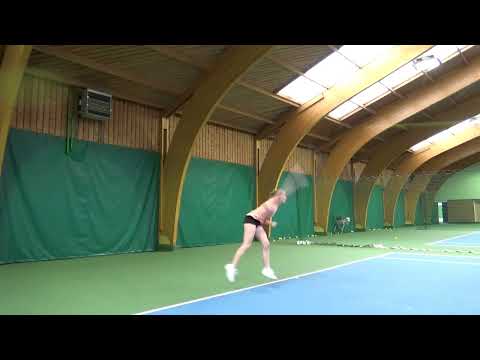 MEET JULIETTE HOSTENS - COLLEGE TENNIS RECRUIT WITH OVERBOARDER