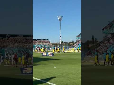 "Impactante recibimiento hoy de Belgrano en el clásico vs Talleres" Barra: Los Piratas Celestes de Alberdi &bull; Club: Belgrano &bull; País: Argentina