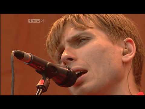 Franz Ferdinand - The Dark of the Matinee (Reading 2004)