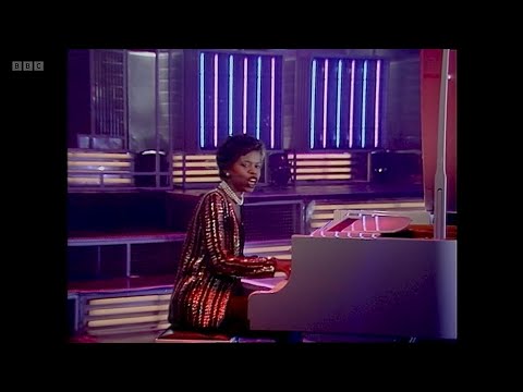Joyce Sims  -  Come Into My Life  - TOTP  - 1988