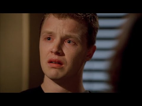 Noel Fisher/Travis Tennant - The Mentalist 1x07 “She Was My Mom!”