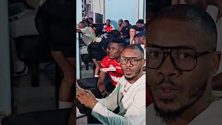 Alikiba anaangalia game ya Simba Vs Yanga
