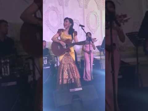 Ratna Listy Akustik - Dia