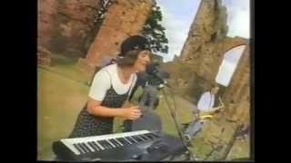 Music video thumbnail preview for Iona - Lindisfarne [1995] by Iona