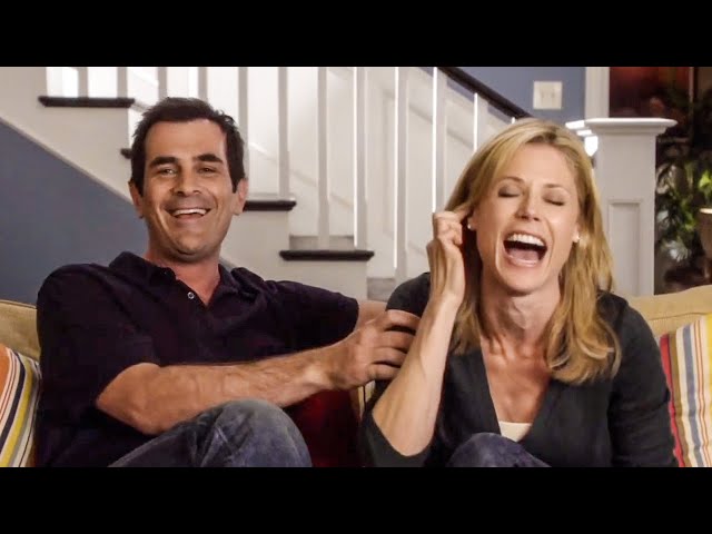 Hilarious Modern Family Bloopers to Cure Your Depression SDDEFAULT Thumbnail