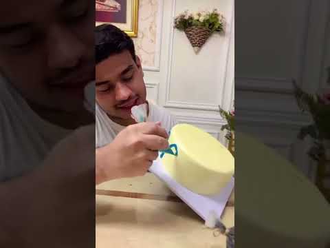 Wkwkwk Fadil hias kue🤣🤣 #fadiljaidi