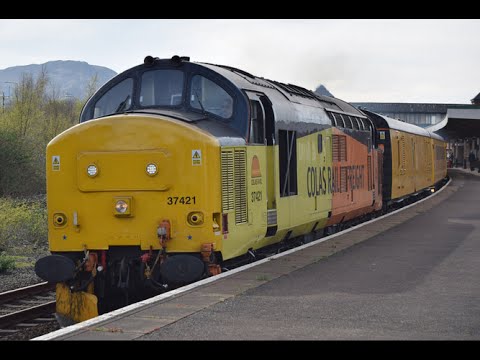 #643: [Test Train] Colas Class 37421 & 37175 pass Llandudno Junction (21/04/16)