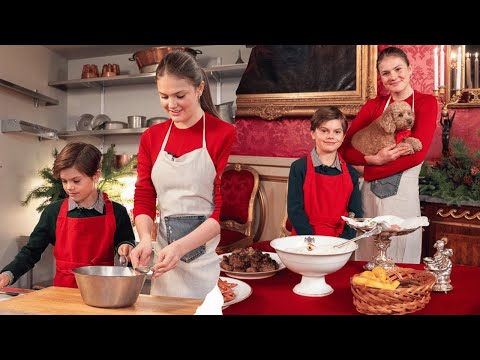 Princess Estelle and Prince Oscar wish happy holidays from the kitchen.