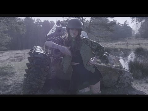 MRS. NINA CHARTIER - BARONESSE  | RAP AM MITTWOCH.TV PREMIERE