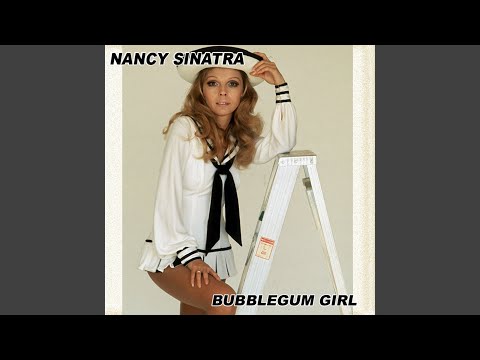 Videoclip de Where Do The Lonely Go? — Nancy Sinatra