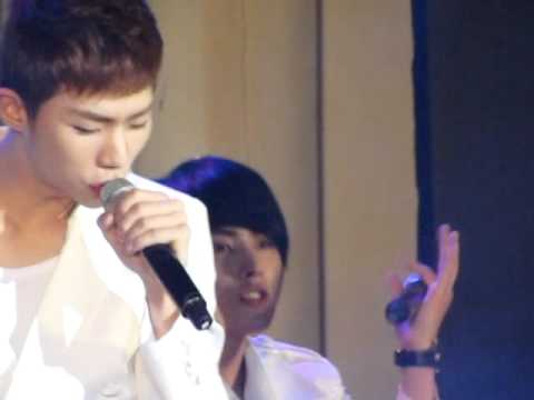 120112 ZE:A - Watch Out at Trinoma