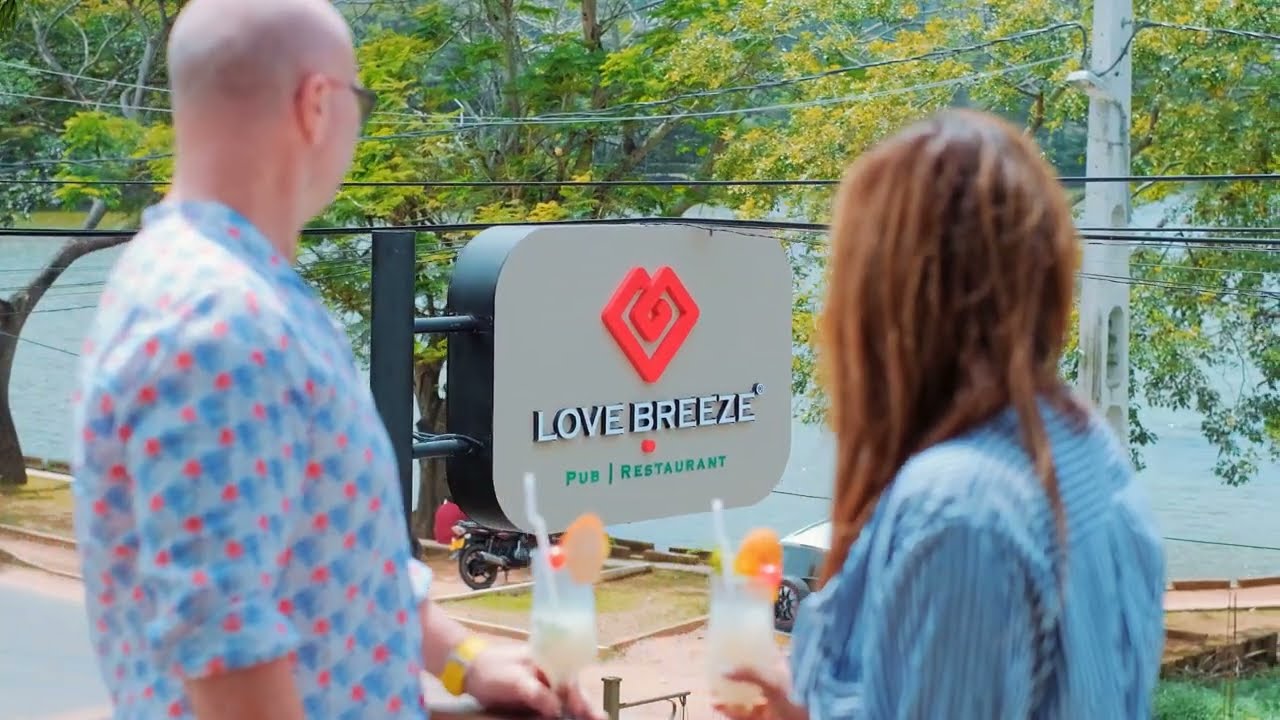 𝐄𝐱𝐩𝐞𝐫𝐢𝐞𝐧𝐜𝐞 𝐃𝐢𝐧𝐢𝐧𝐠 𝐚𝐭 𝐋𝐨𝐯𝐞 𝐁𝐫𝐞𝐞𝐳𝐞 𝐏𝐮𝐛  𝐑𝐞𝐬𝐭𝐚𝐮𝐫𝐚𝐧𝐭!🍽️