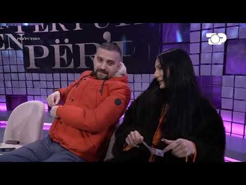 Miri numëron lekët që ka në xhep - Për’puthen prapaskena