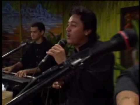 "Trio KIKIRIRI" band for a Medley #11