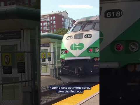 Metrolinx adds more GO train service for Blue Jays World Series home games
