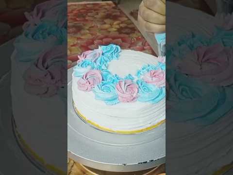 wow 😲 easy cake recipe Minto me#trending #cake #viral #youtubeshorts  #mom's flavour with Shikha