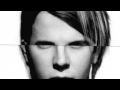 Tom Odell - Hold Me Burberry Live Version 