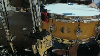 Video thumbnail for Drum Workshop Series Maple Snare 14 x 5 by ian n