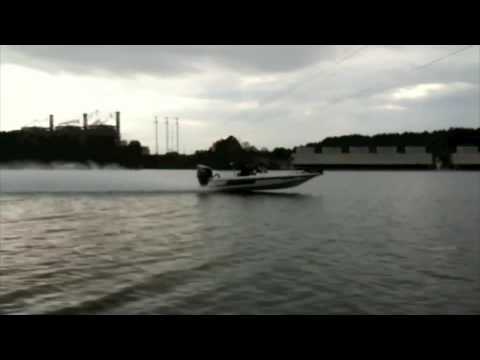 Превью видео о Продажа водной техники (катер) Champion boats Champion boats 1992 года в Южно-Сахалинске.