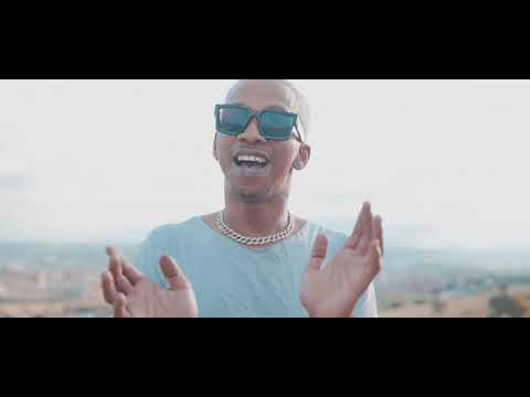Afrikan Roots - uYanginika feat. DJ Buckz (Official Music Video)