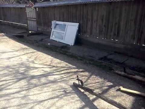 Racaciuni .Dezastru dupa alunecarile de teren. ...