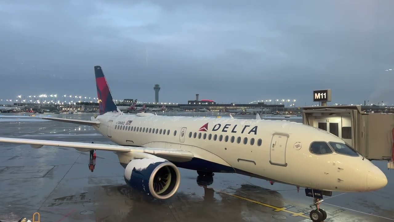 Delta Air Lines Delta Sky Club thumbnail