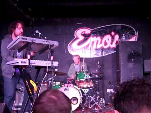 Royal Bangs - Live at Emo's