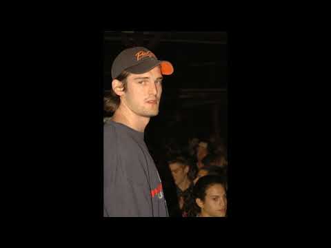 Újonc - Zorallgyerek (eredeti)