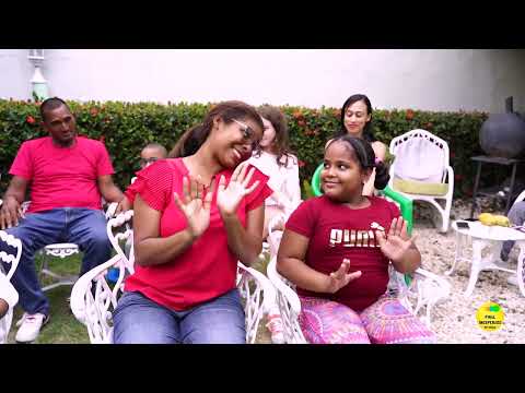 TALENT SHOW NAVILA Y LUCIANA