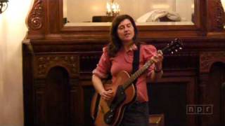 Mirah Performs &quot;Education&quot; at SXSW 2009