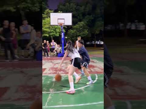 Is it a foul to scare me loudly? #StreetBasketball #GirlsWhoPlayBasketball#shorts