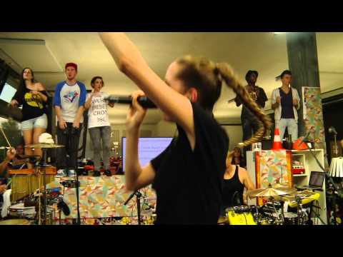 The joiz of Switzerland #14 - Steff La Cheffe feat. Dodo - Vögu Zum Geburtstag