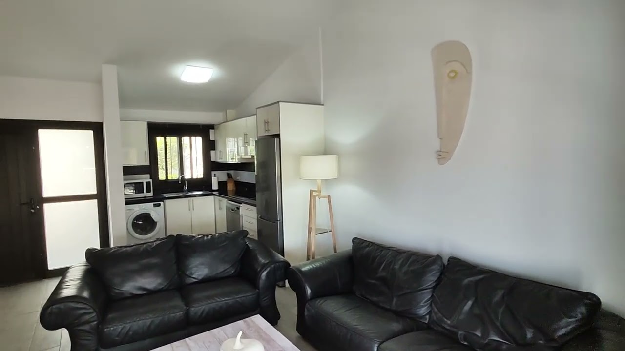 Vidéo de El Bungalow, Pueblo Canario, Adeje