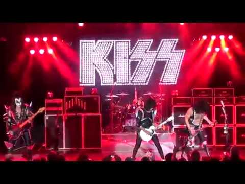 KISS - 2015-10-31 - KISS KRUISE V - 12 - 100,000 years